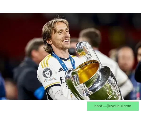 莫德里奇外脚背神仙助攻力挽狂澜拯救皇马胜局